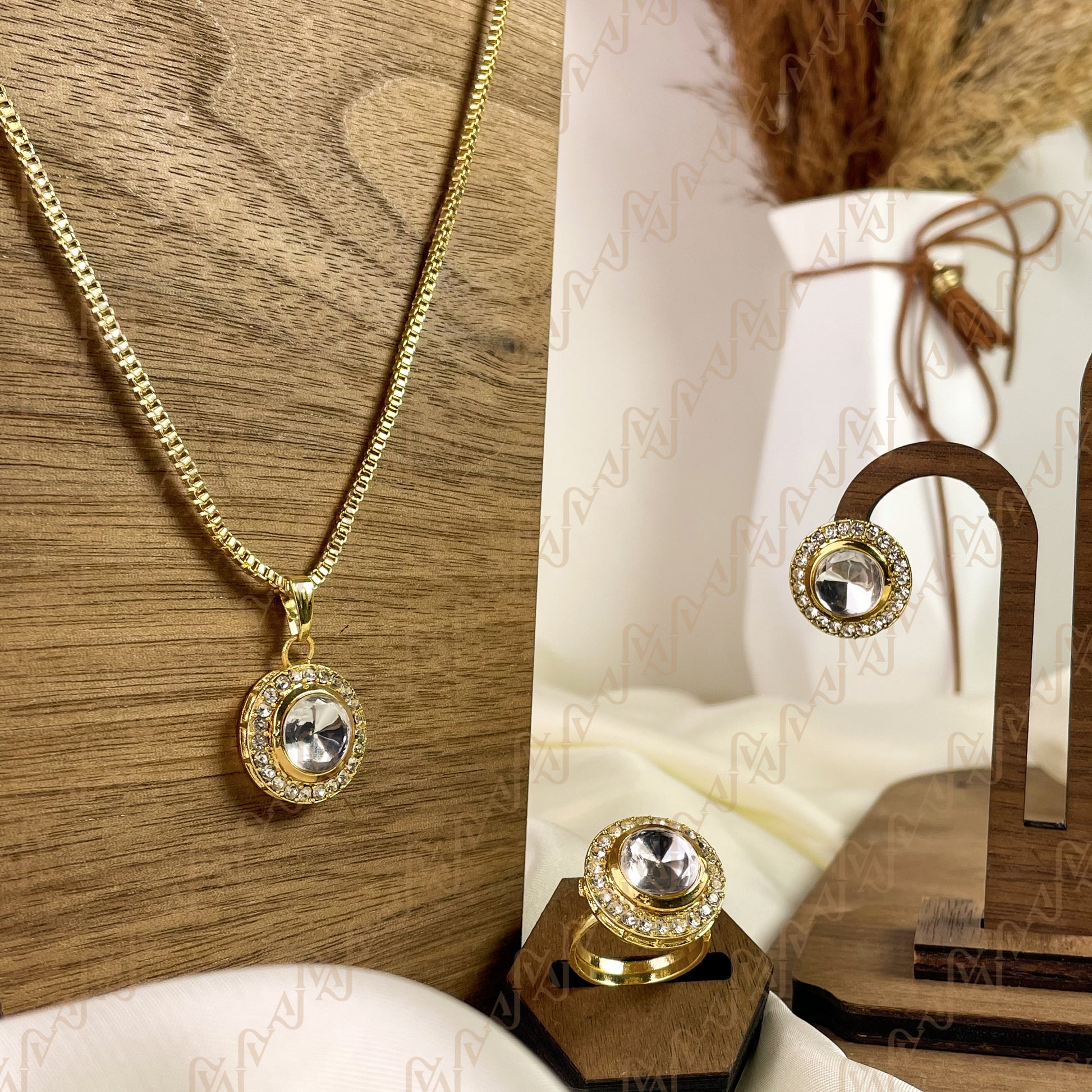 Grace Glow Kundan Combo Set