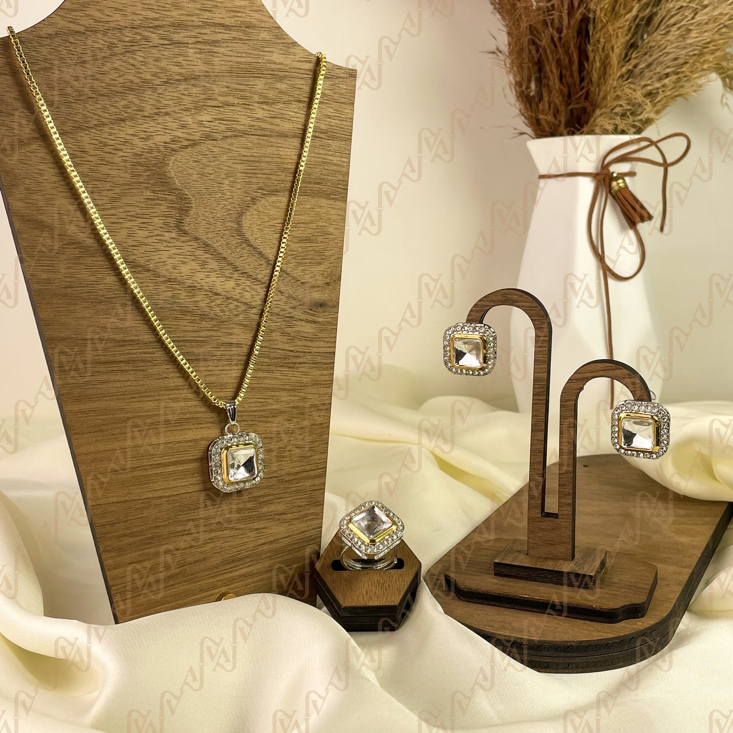 Dazzle Glow Kundan Combo Set