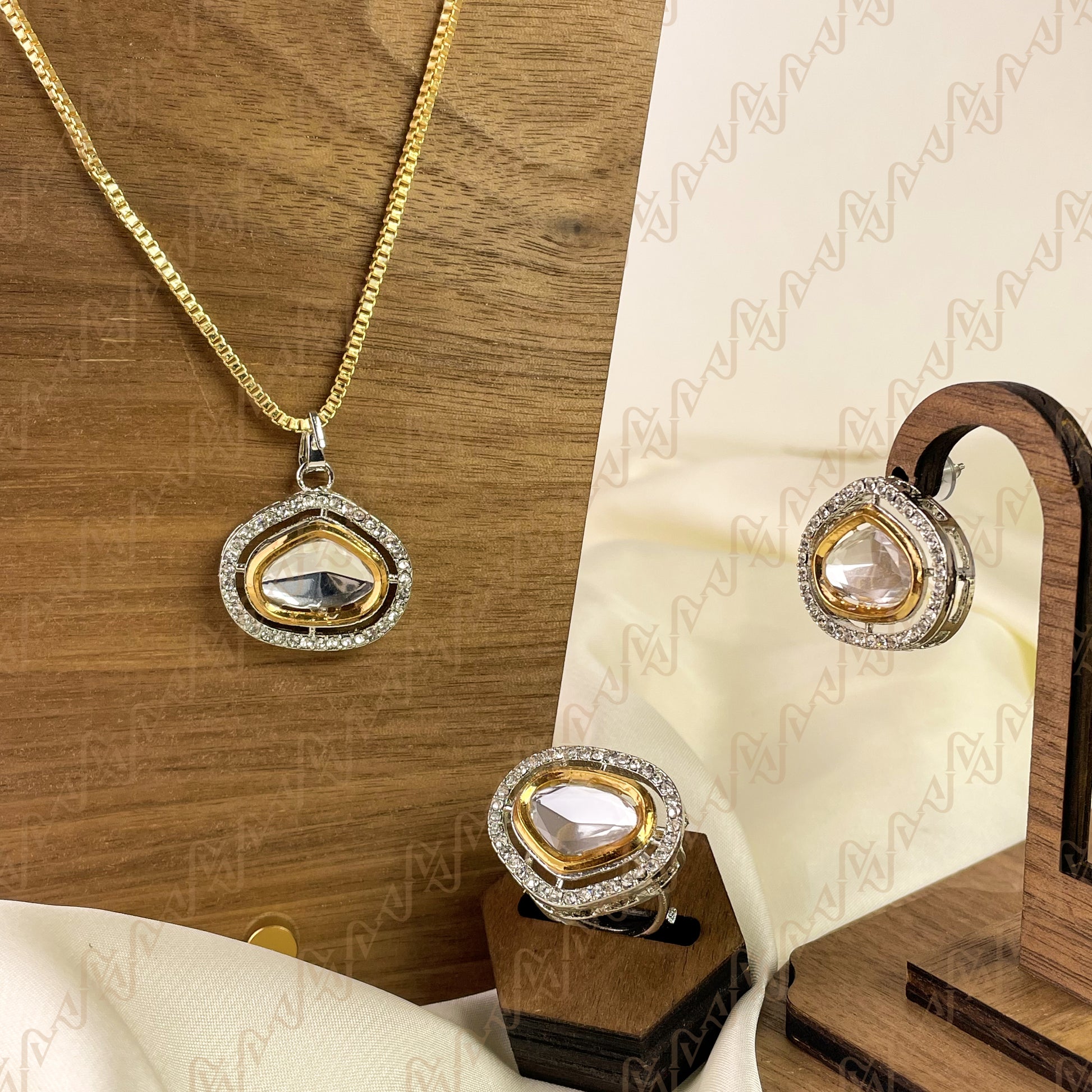 Precious Glow Kundan Combo Set