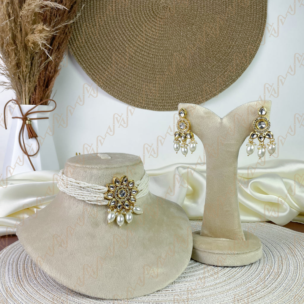 Divine Bloom Kundan Choker Set