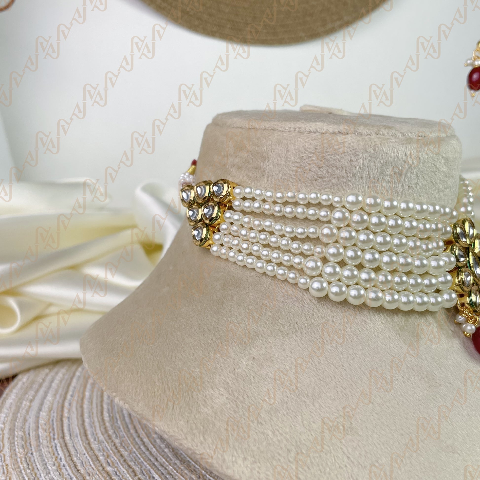 Golden Era Kundan Choker Set