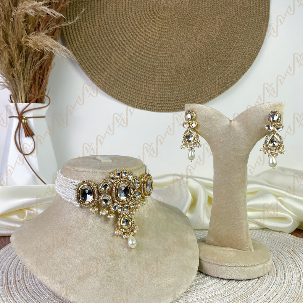 Empress Glow Kundan Choker Set