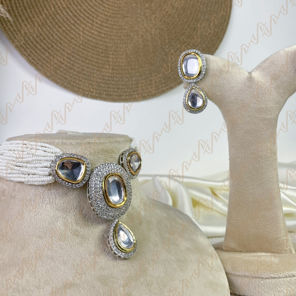 Shine Aura Kundan Choker Set