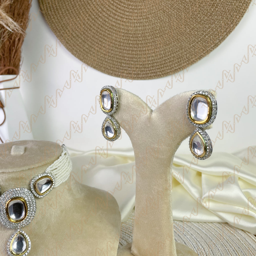 Shine Aura Kundan Choker Set