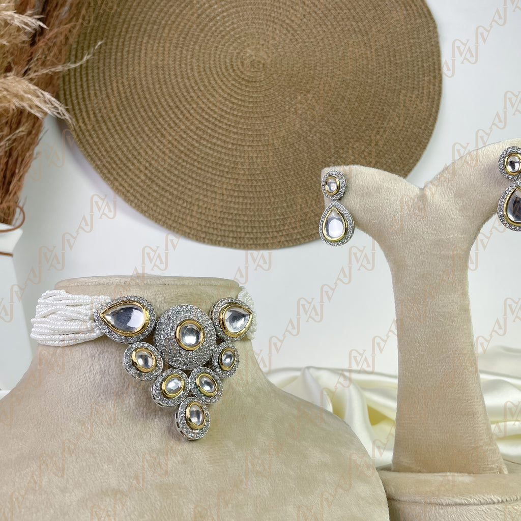 Graceful Glow Kundan Choker Set