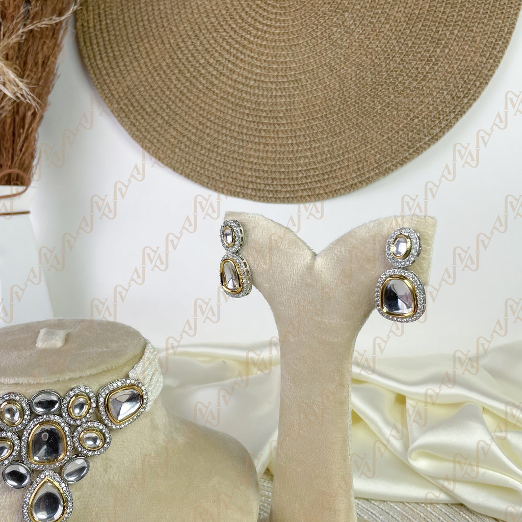 Noor Cluster Kundan Choker Set