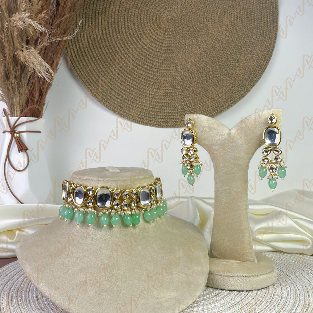 Shimmer Pearl Kundan Choker Set