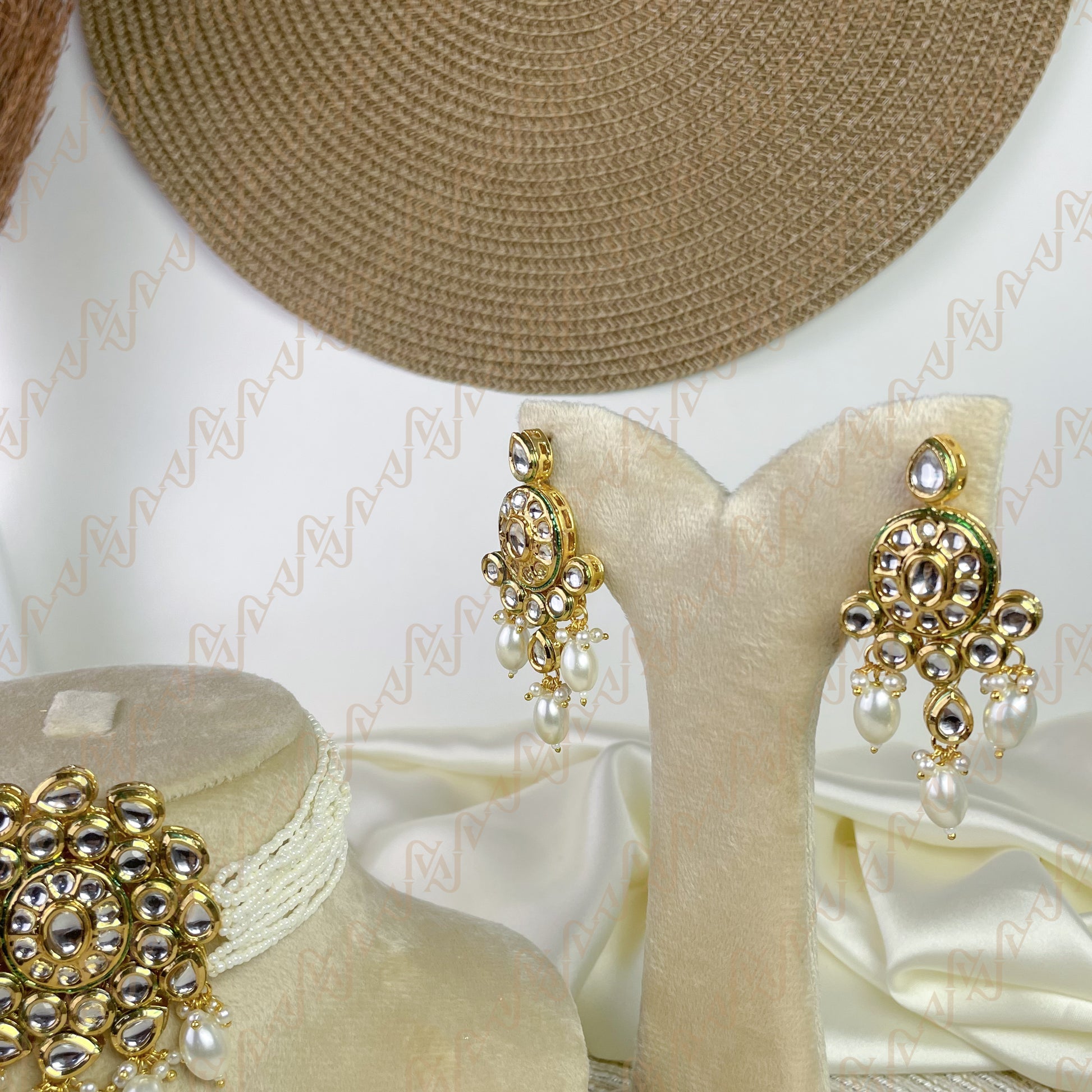 Bloom Pearl Kundan Choker Set