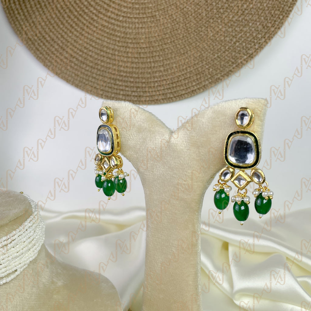 Grace Bloom Kundan Choker Set