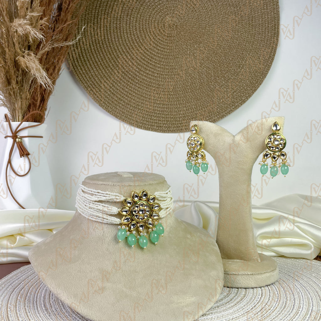 Golden Bloom Kundan Choker Set