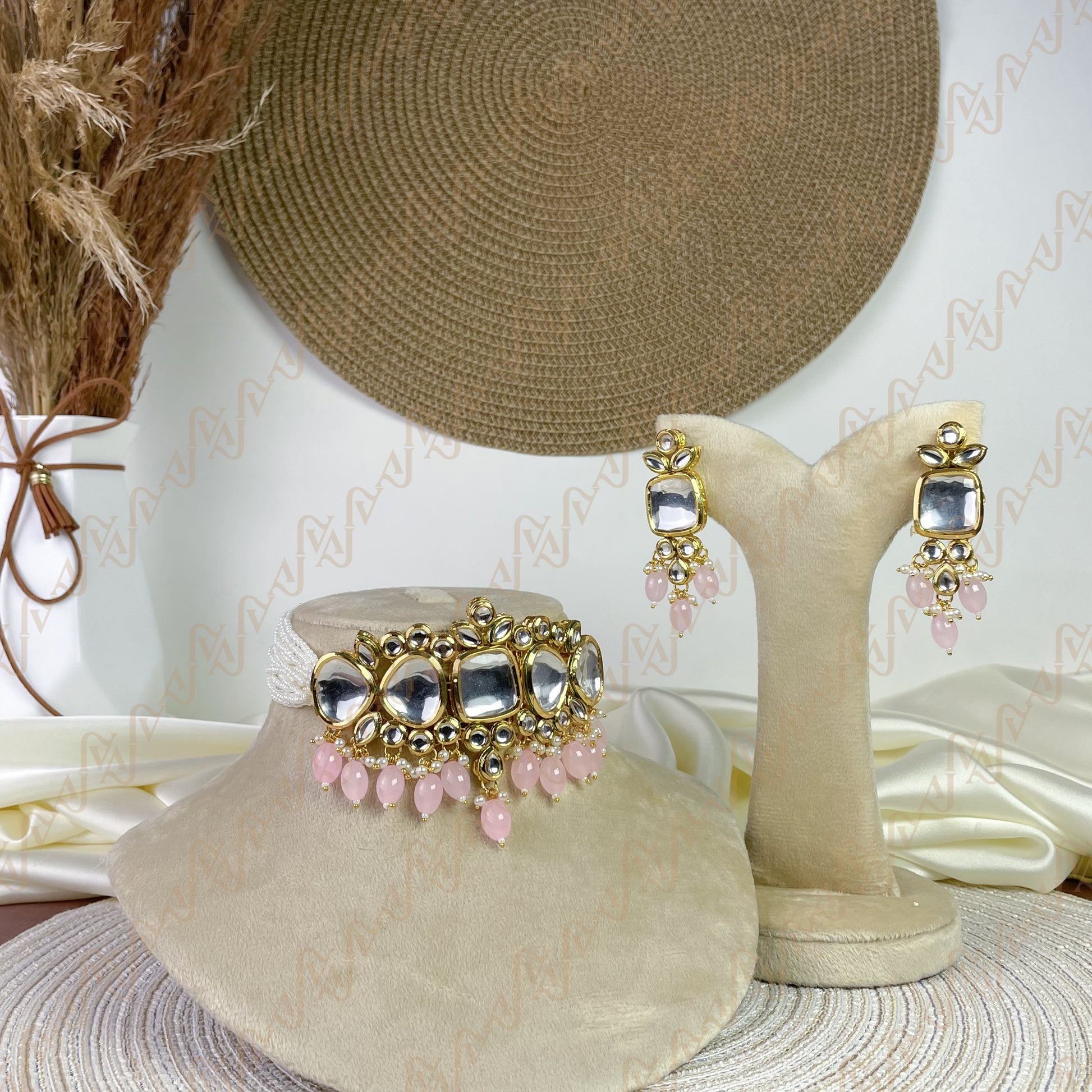 Majestic Glow Kundan Choker Set