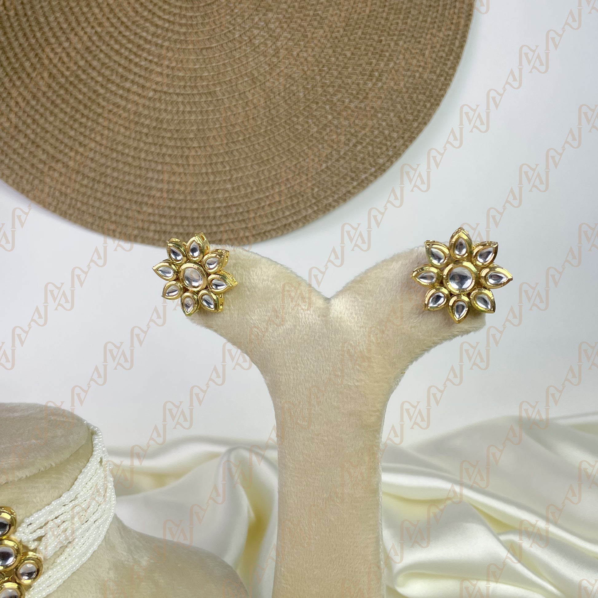 Pearl Empress Kundan Choker Set