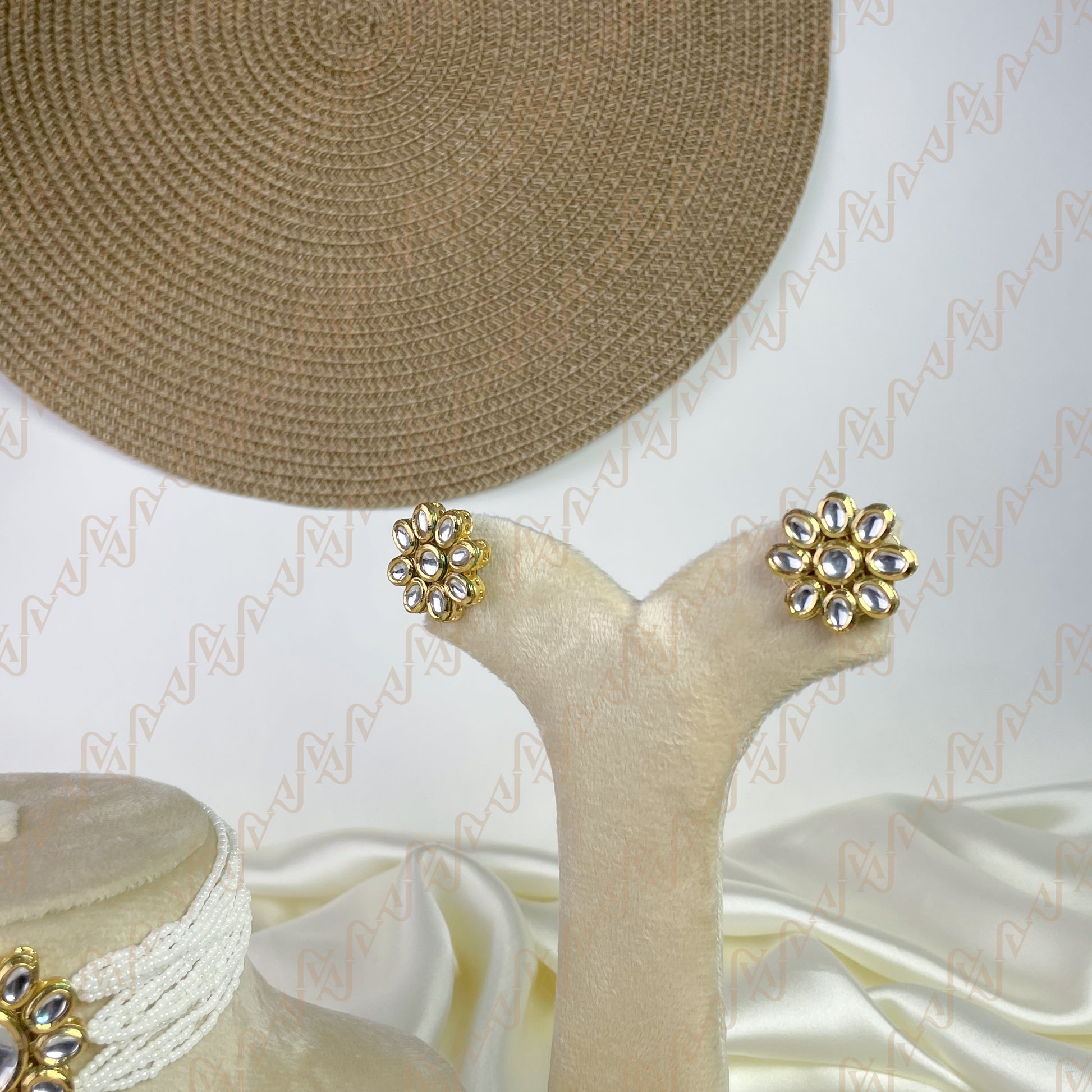 Pure Charm Kundan Choker Set