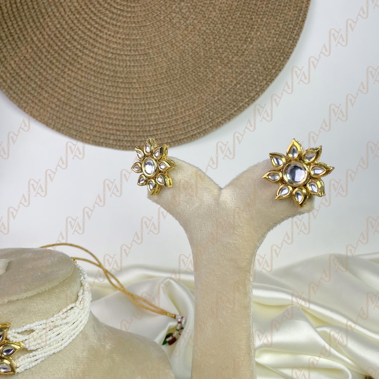 Dream Pearl Kundan Choker Set