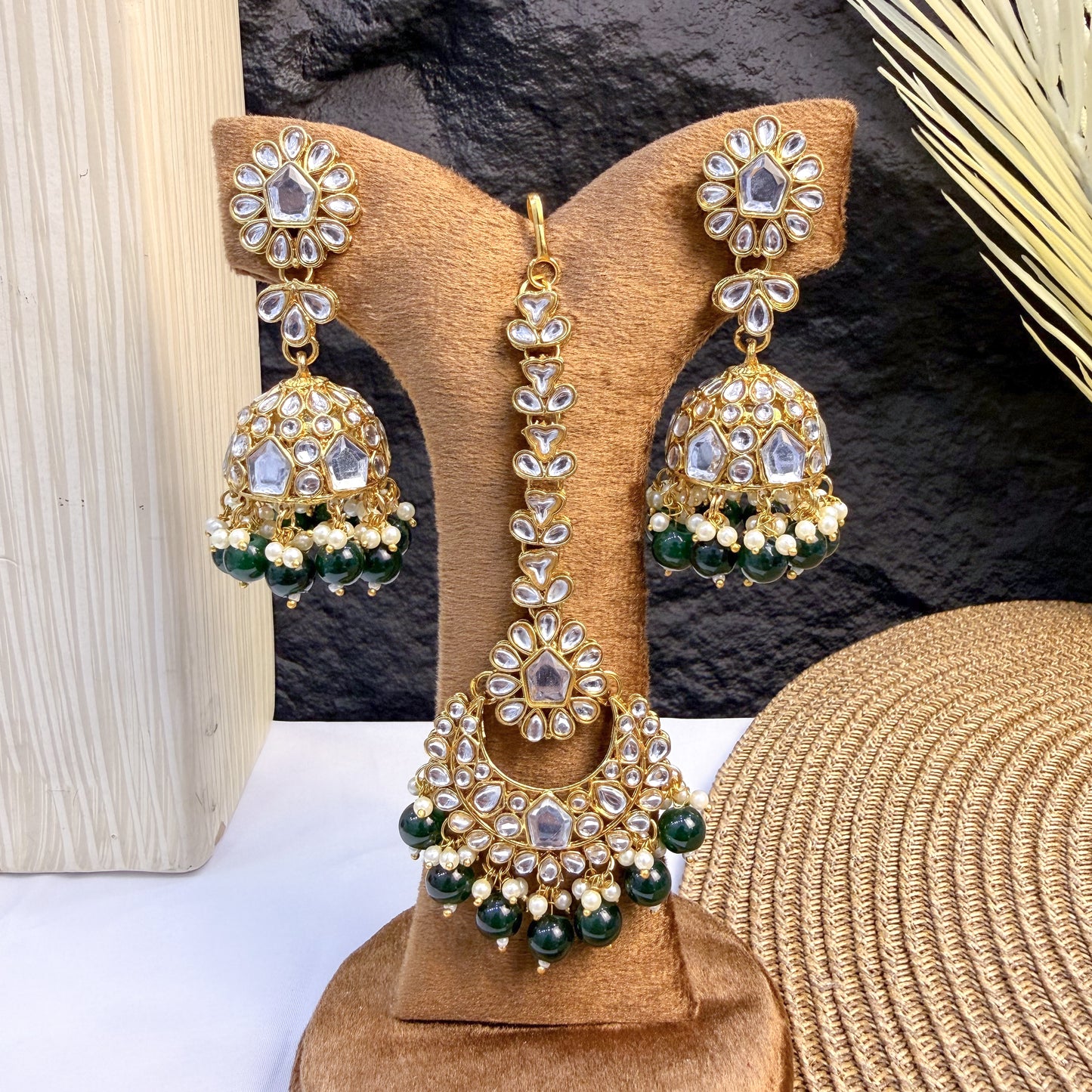 EMERALD PETAL KUNDAN