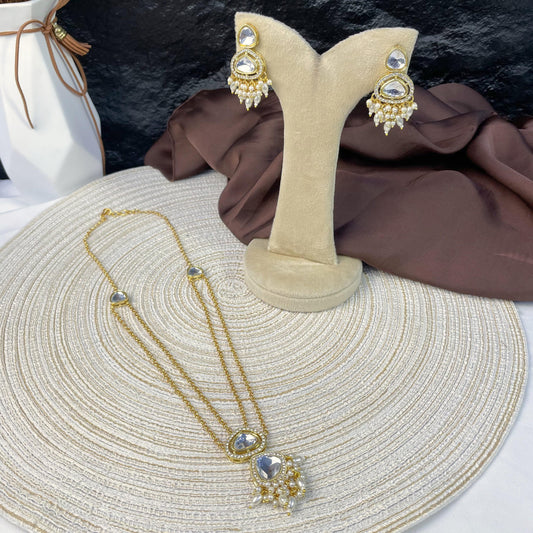 MINIMALIST MOON GLOW KUNDAN MALA