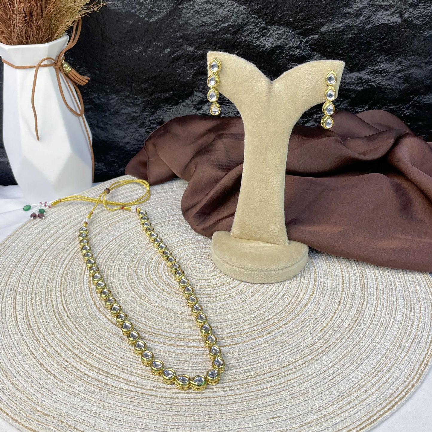 ETERNAL MARQUISE HALO MALA