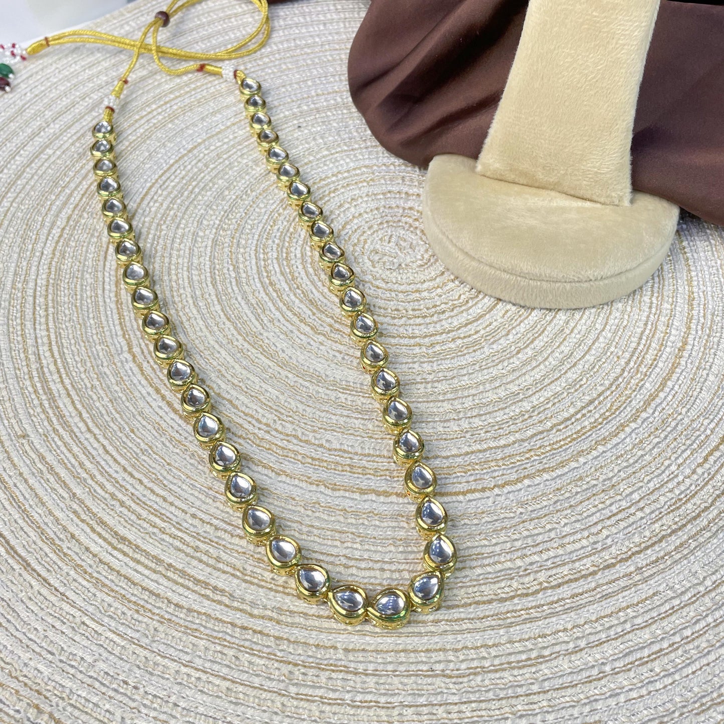 ETERNAL MARQUISE HALO MALA