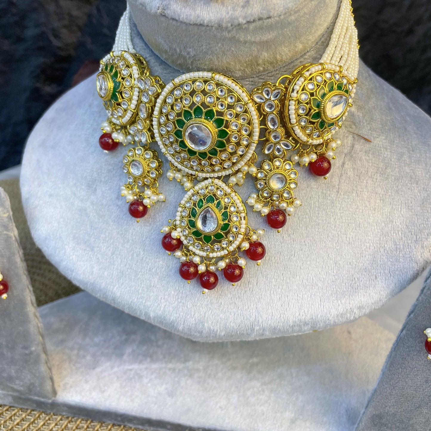 MAJESTIC MANDALA PEARL-STRAND KUNDAN NECKLACES