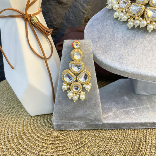 MAJESTIC CRESCENT ARC KUNDAN NECKLACES