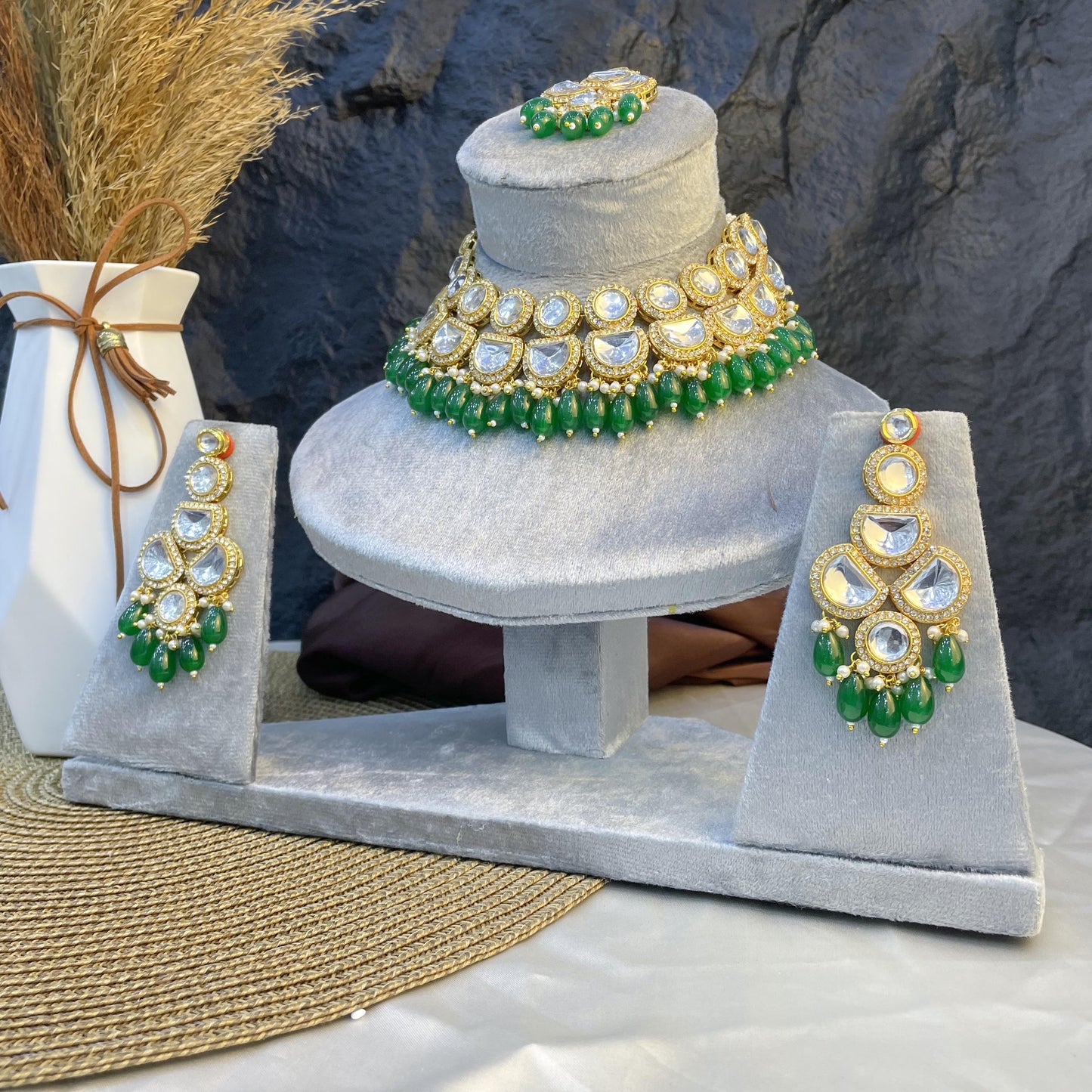 MAJESTIC CRESCENT ARC KUNDAN NECKLACES