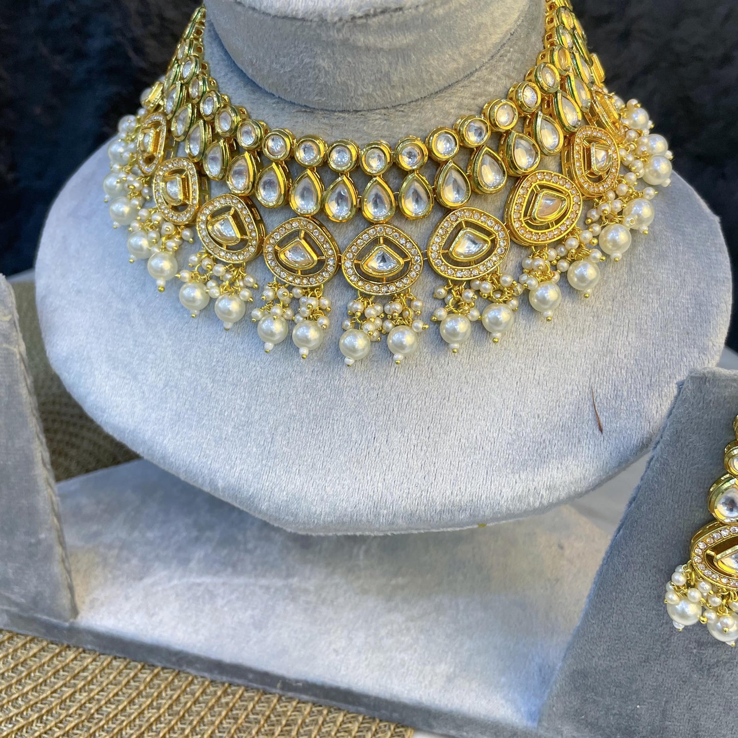 ELITE TEARDROP FILIGREE KUNDAN NECKLACES