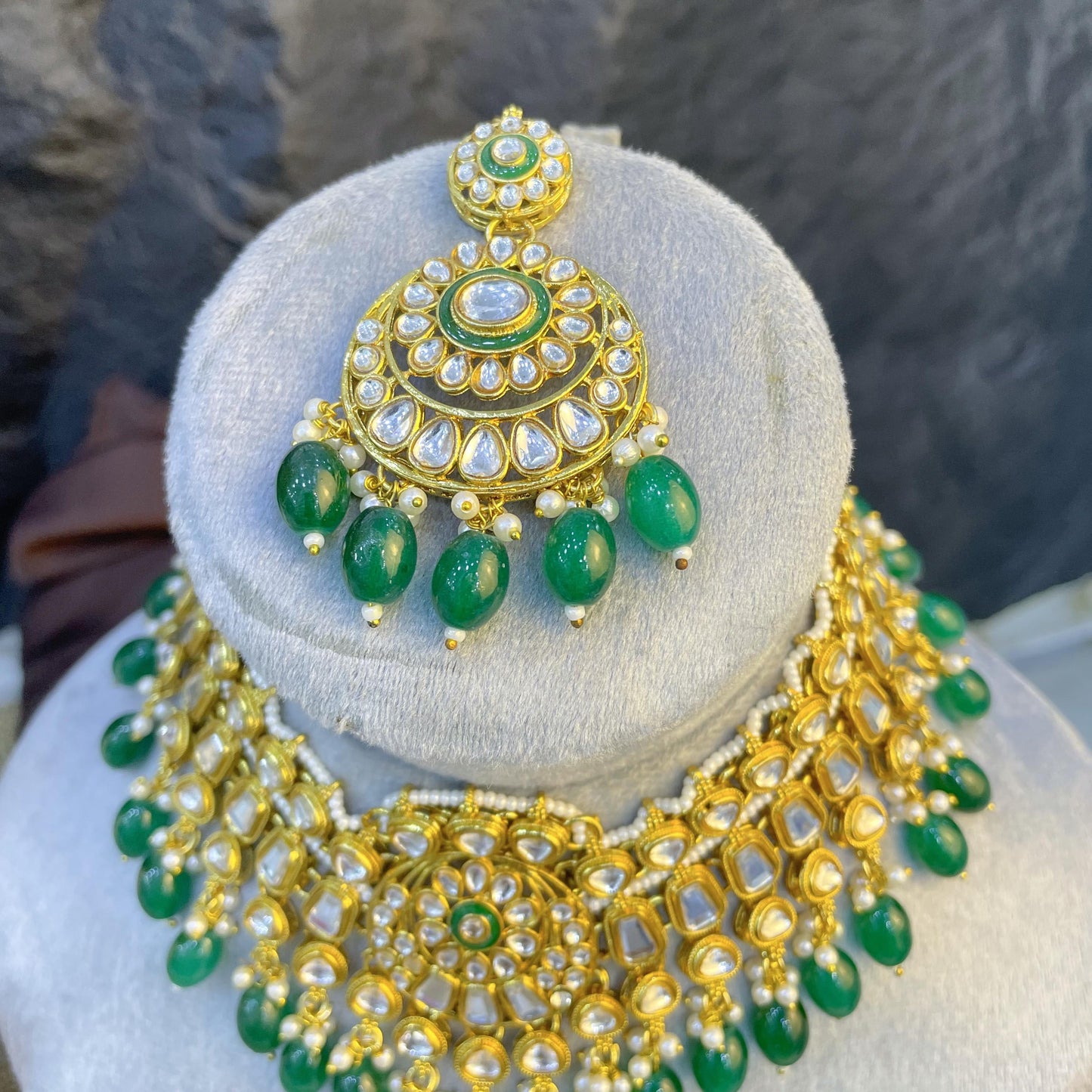 MAJESTIC CHANDBALI MEDALLION KUNDAN NECKLACES