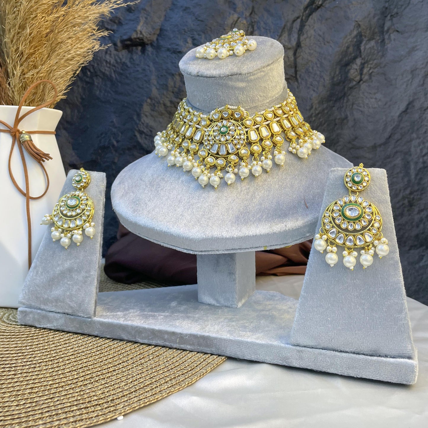 MAJESTIC CHANDBALI MEDALLION KUNDAN NECKLACES