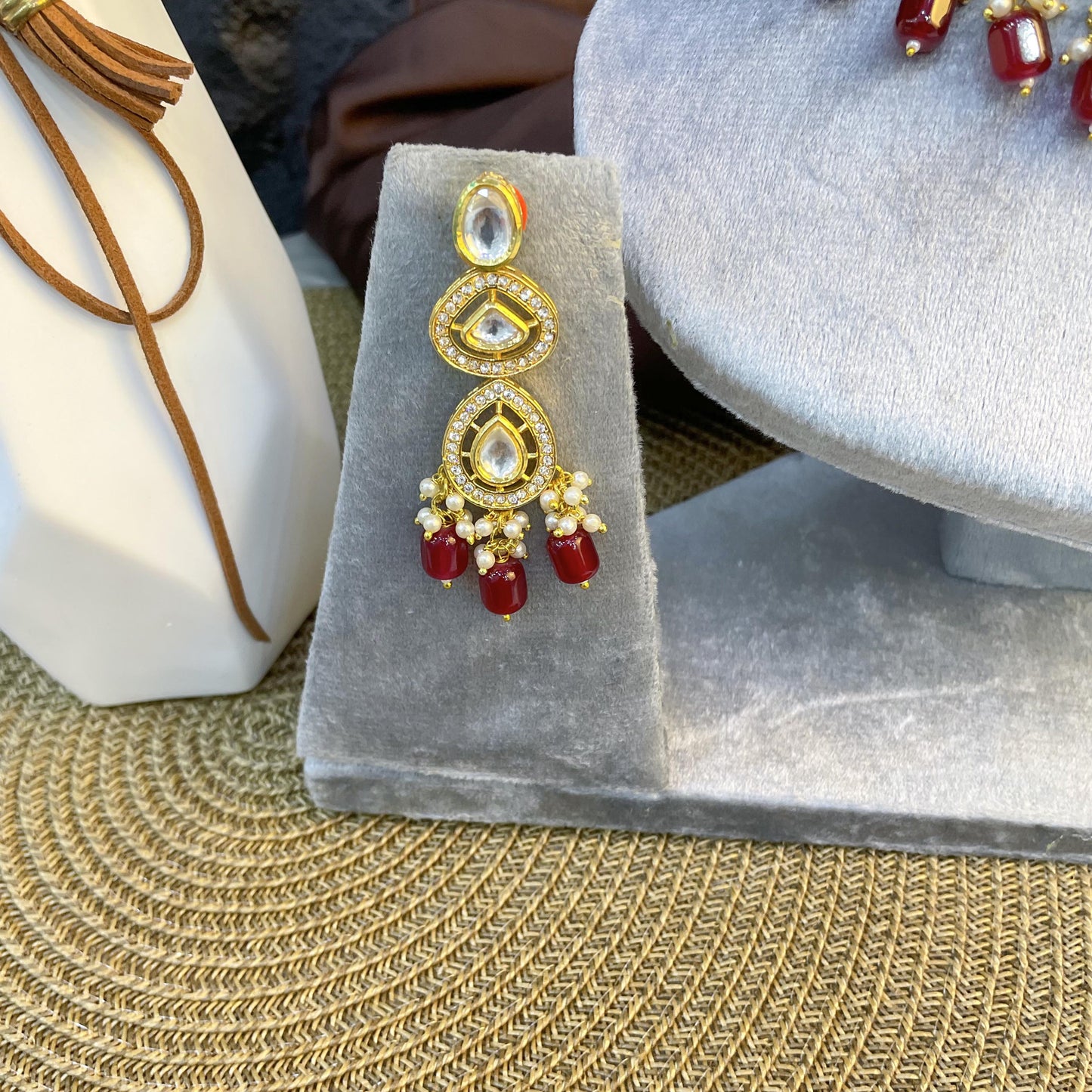 FLORENCE OVAL HALO KUNDAN NECKLACES