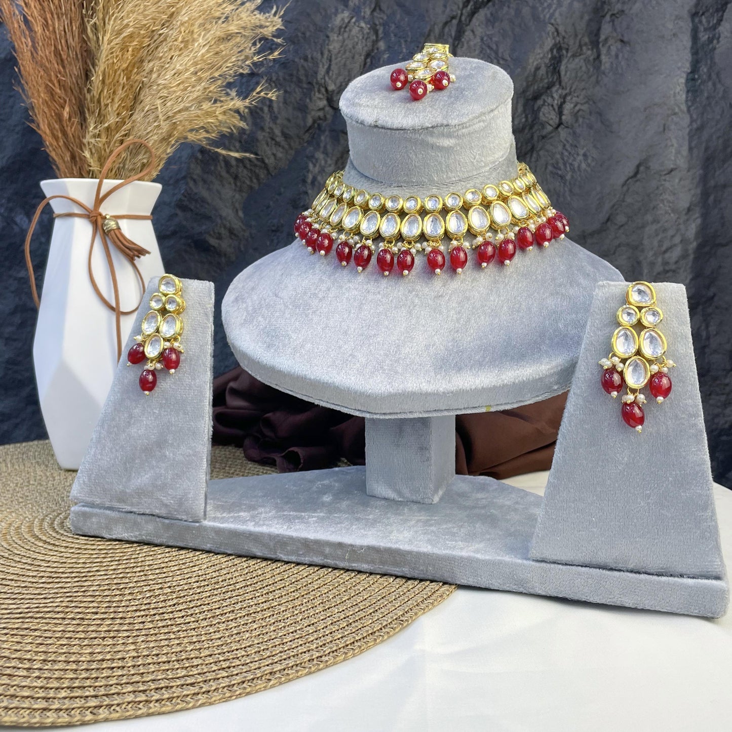 ROYAL OVAL TEARDROP KUNDAN NECKLACES