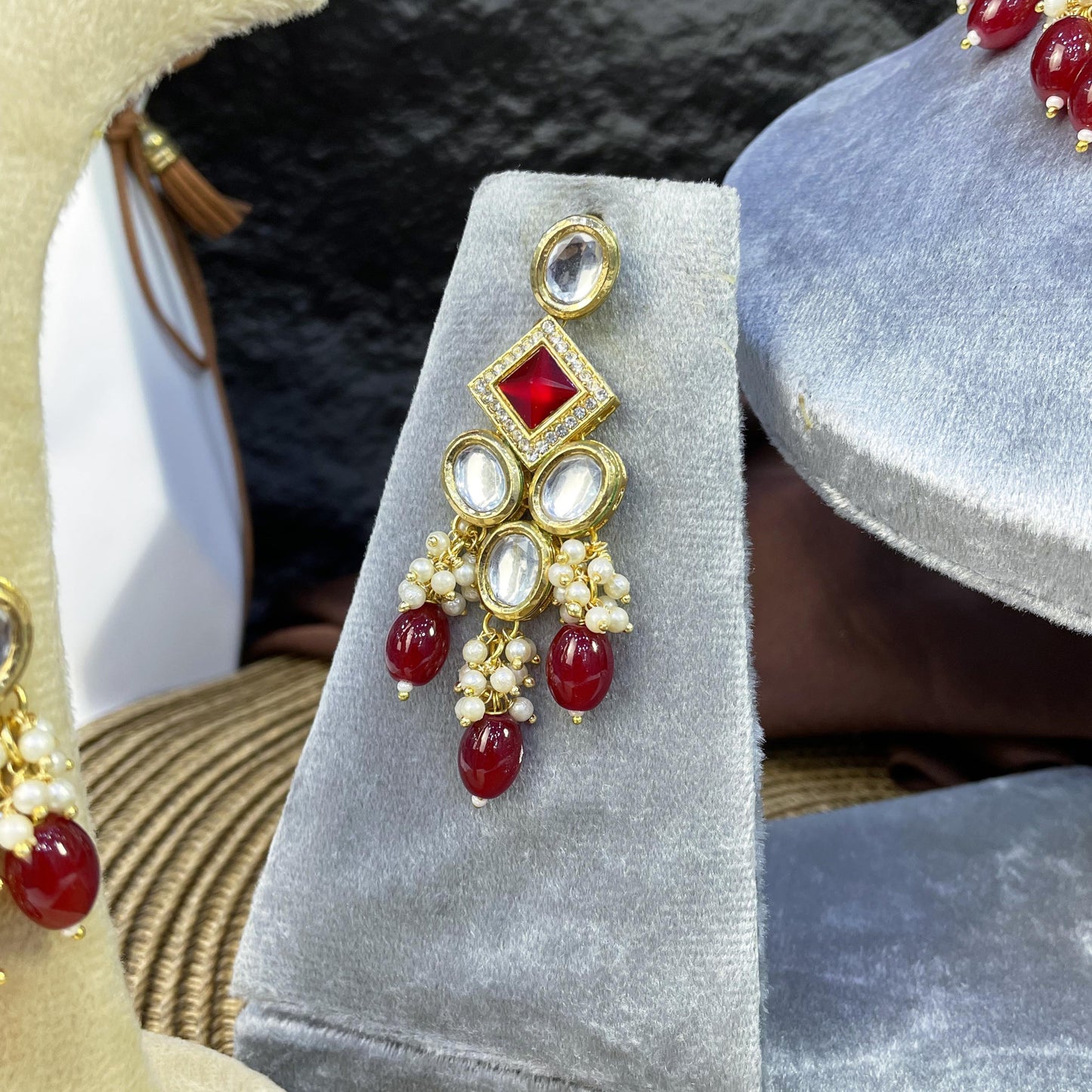 V-SHAPED MAJESTY MEDALLION KUNDAN NECKLACES