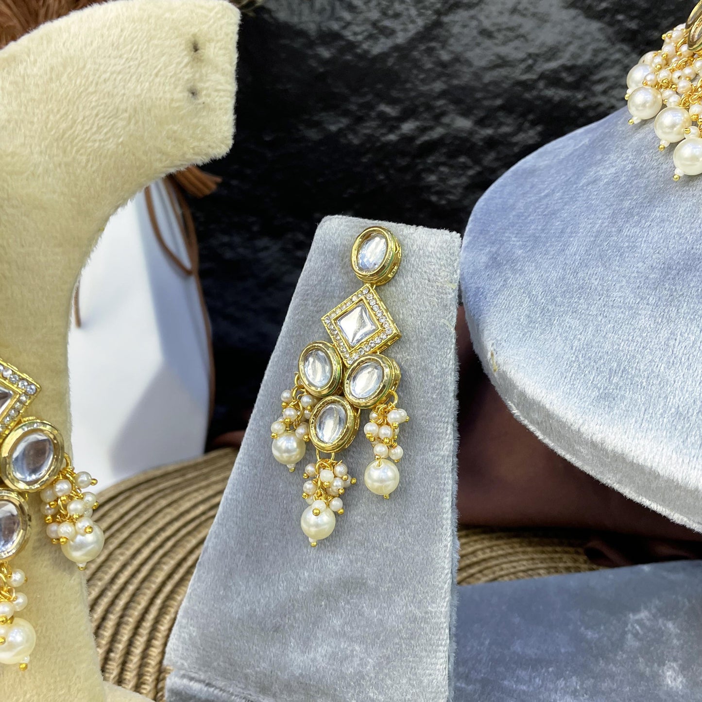 V-SHAPED MAJESTY MEDALLION KUNDAN NECKLACES