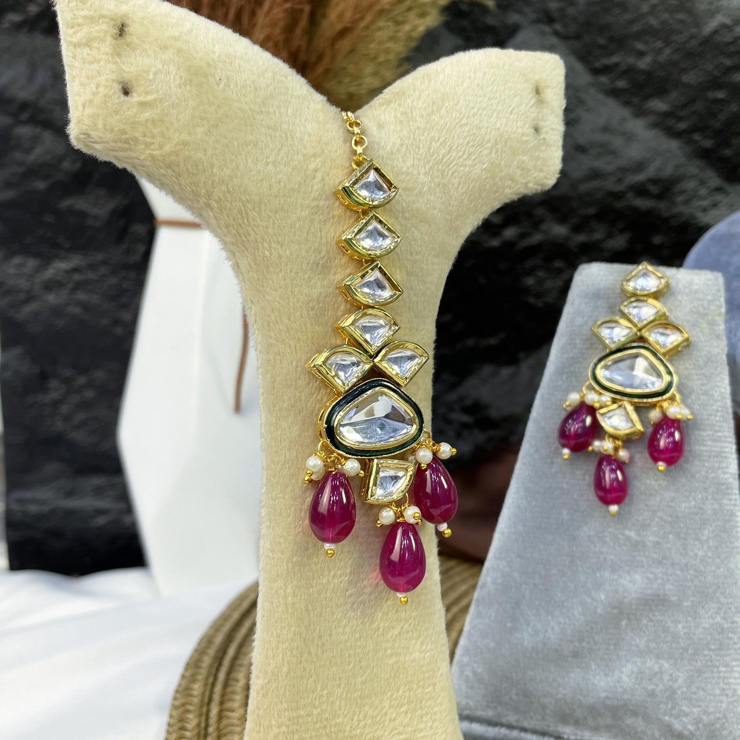 ROYAL CRESCENT DROP KUNDAN NECKLACES