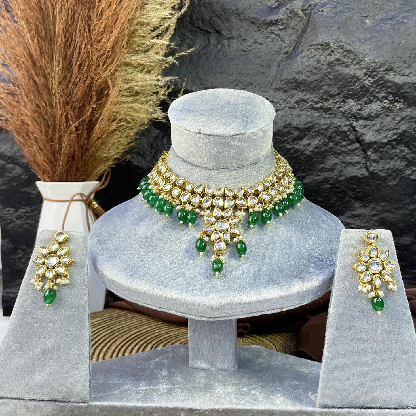 ETHEREAL STARBURST BLOOM KUNDAN NECKLACES