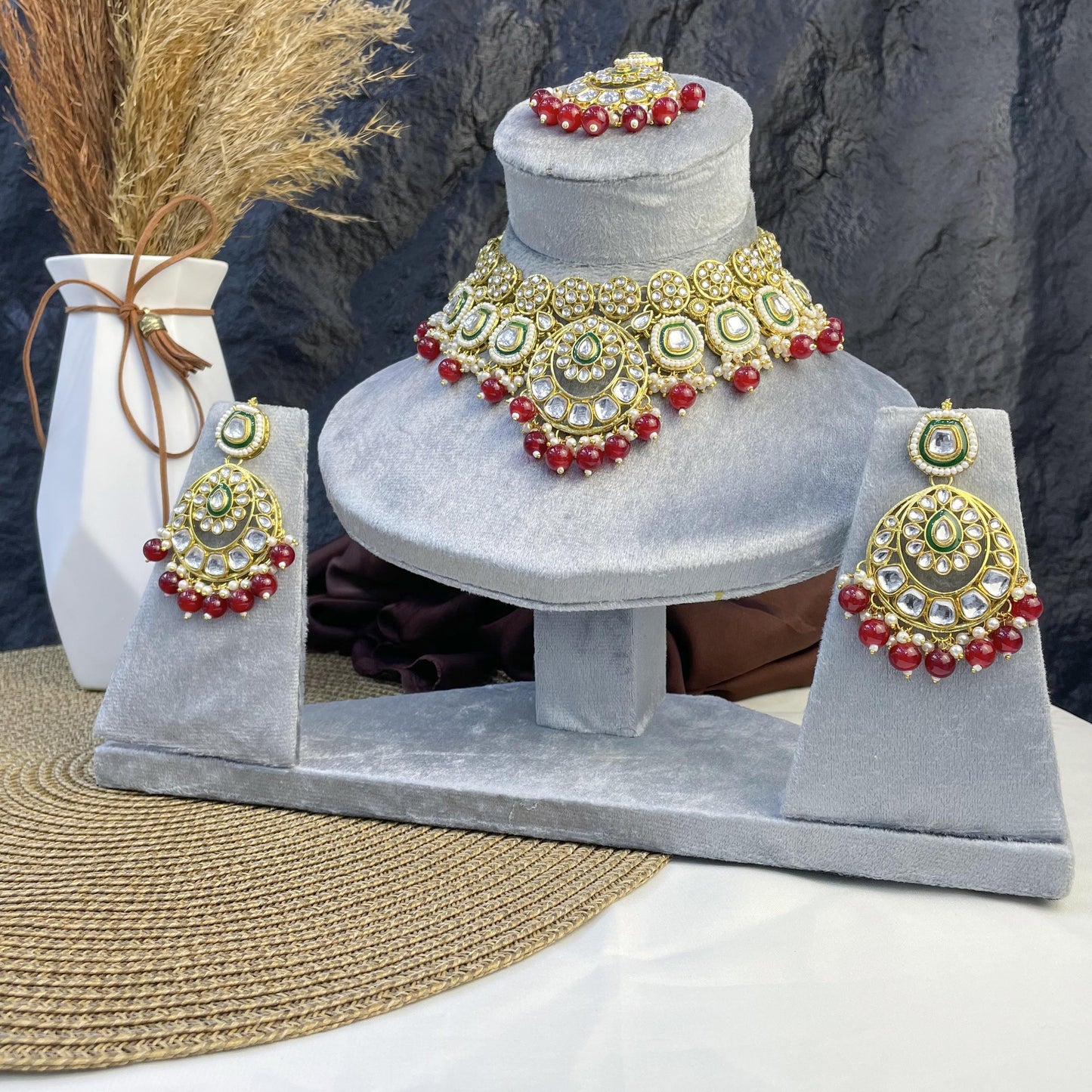 MAJESTIC CHANDBALI ARC KUNDAN NECKLACES