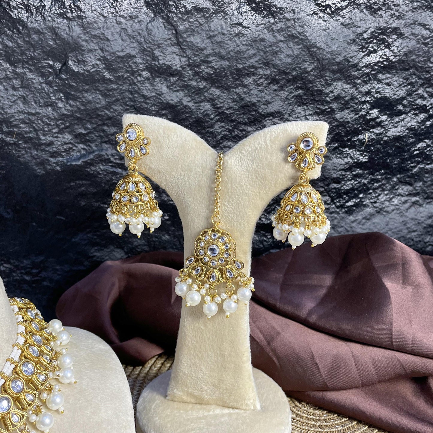 MAJESTIC LOTUS ARC KUNDAN NECKLACES