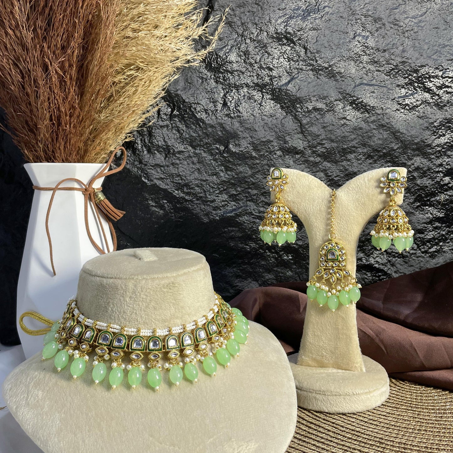 SHIKHAR CHOKER KUNDAN NECKLACES