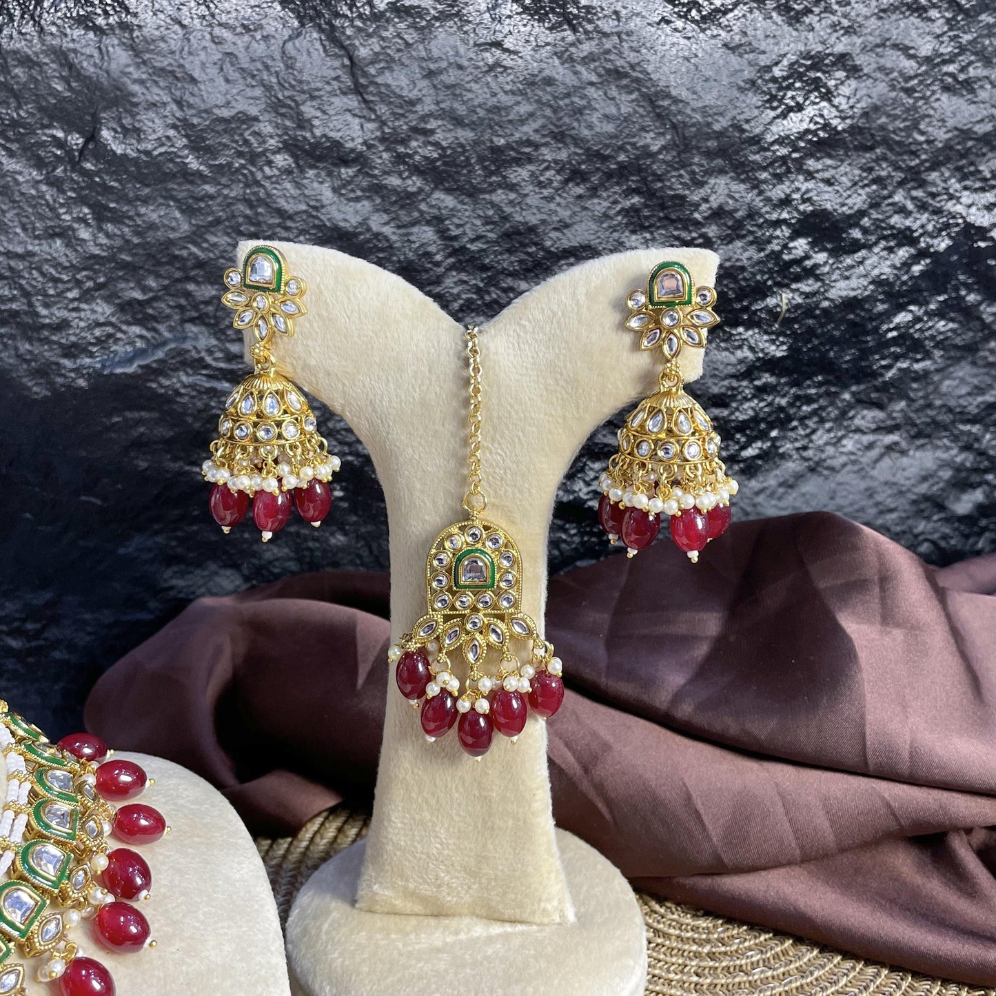 SHIKHAR CHOKER KUNDAN NECKLACES