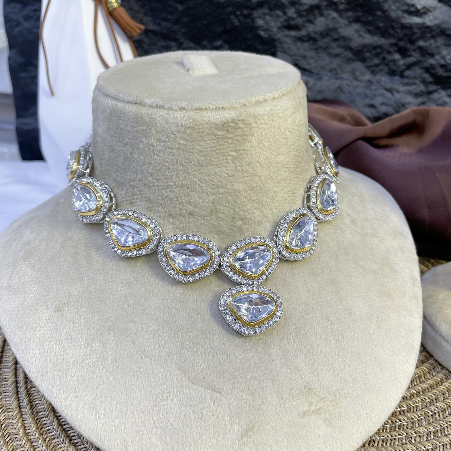 ELITE GEOMETRIC LATTICE KUNDAN NECKLACES