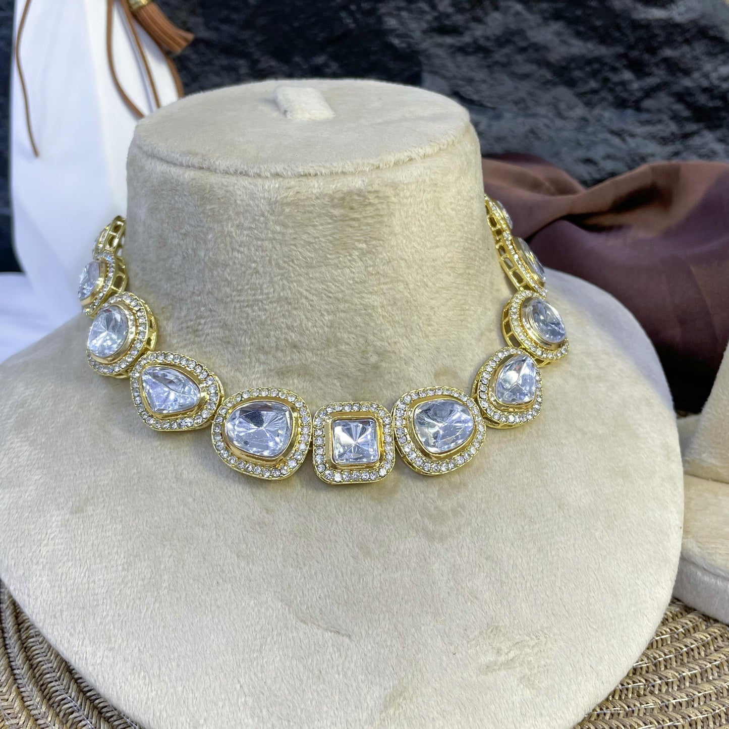IMPERIAL CRESCENT FILIGREE KUNDAN NECKLACES