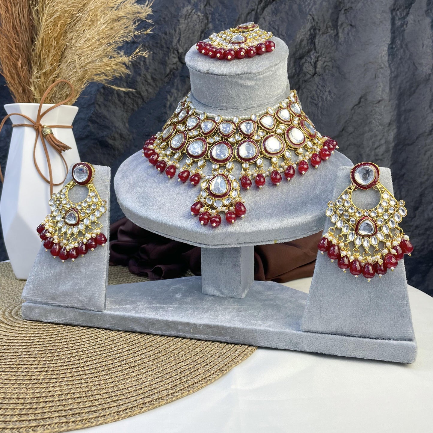 REGAL PEBBLE-CUT CLUSTER KUNDAN NECKLACES