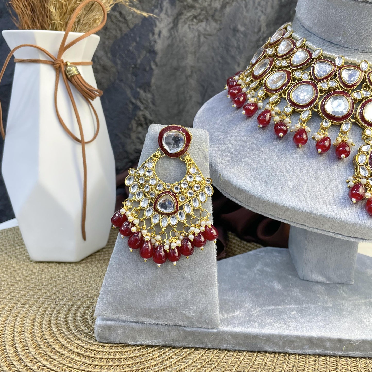 REGAL PEBBLE-CUT CLUSTER KUNDAN NECKLACES
