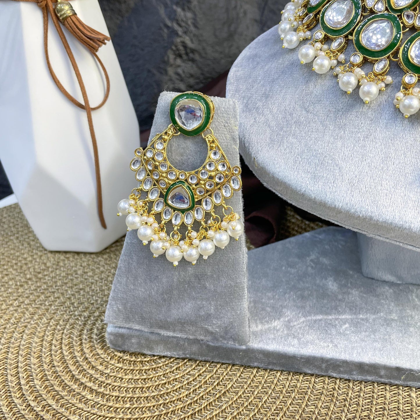 REGAL PEBBLE-CUT CLUSTER KUNDAN NECKLACES
