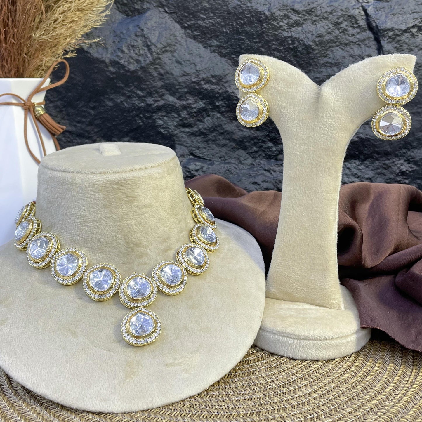CELESTIAL LUMINOUS HALO KUNDAN NECKLACES