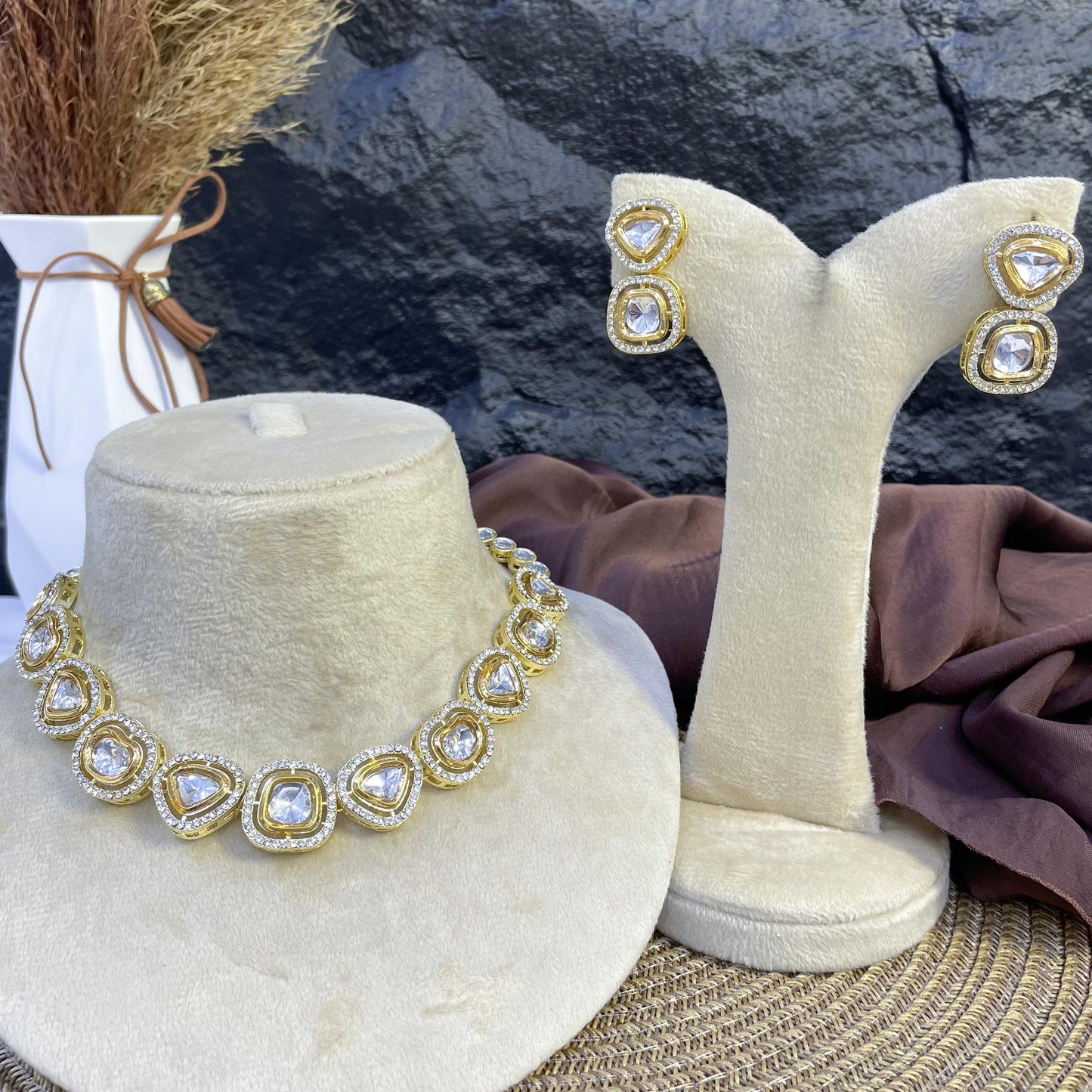 IMPERIAL GRANDEUR BIB KUNDAN NECKLACES