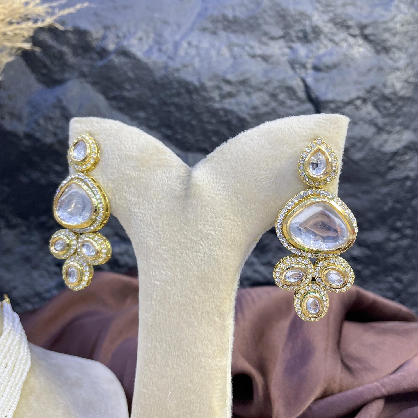 MAJESTIC FILIGREE CRESCENT KUNDAN NECKLACES
