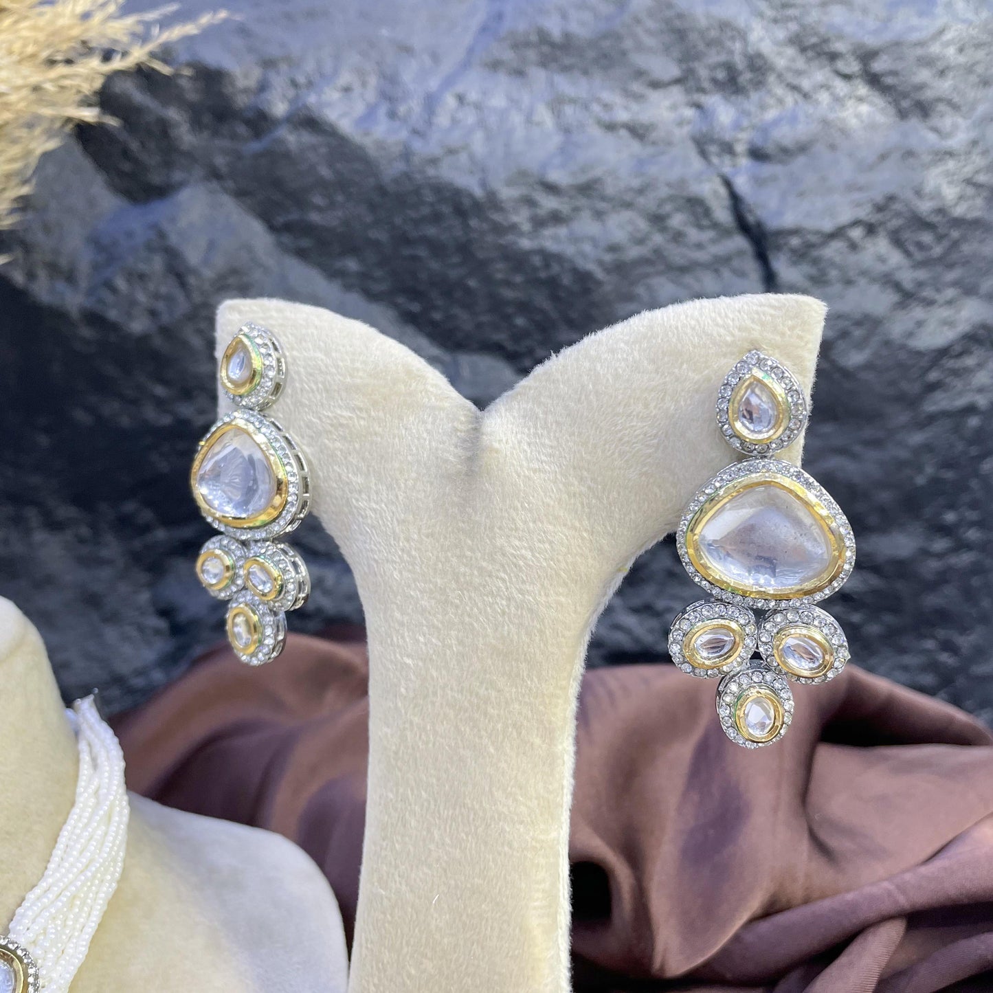 MAJESTIC FILIGREE CRESCENT KUNDAN NECKLACES