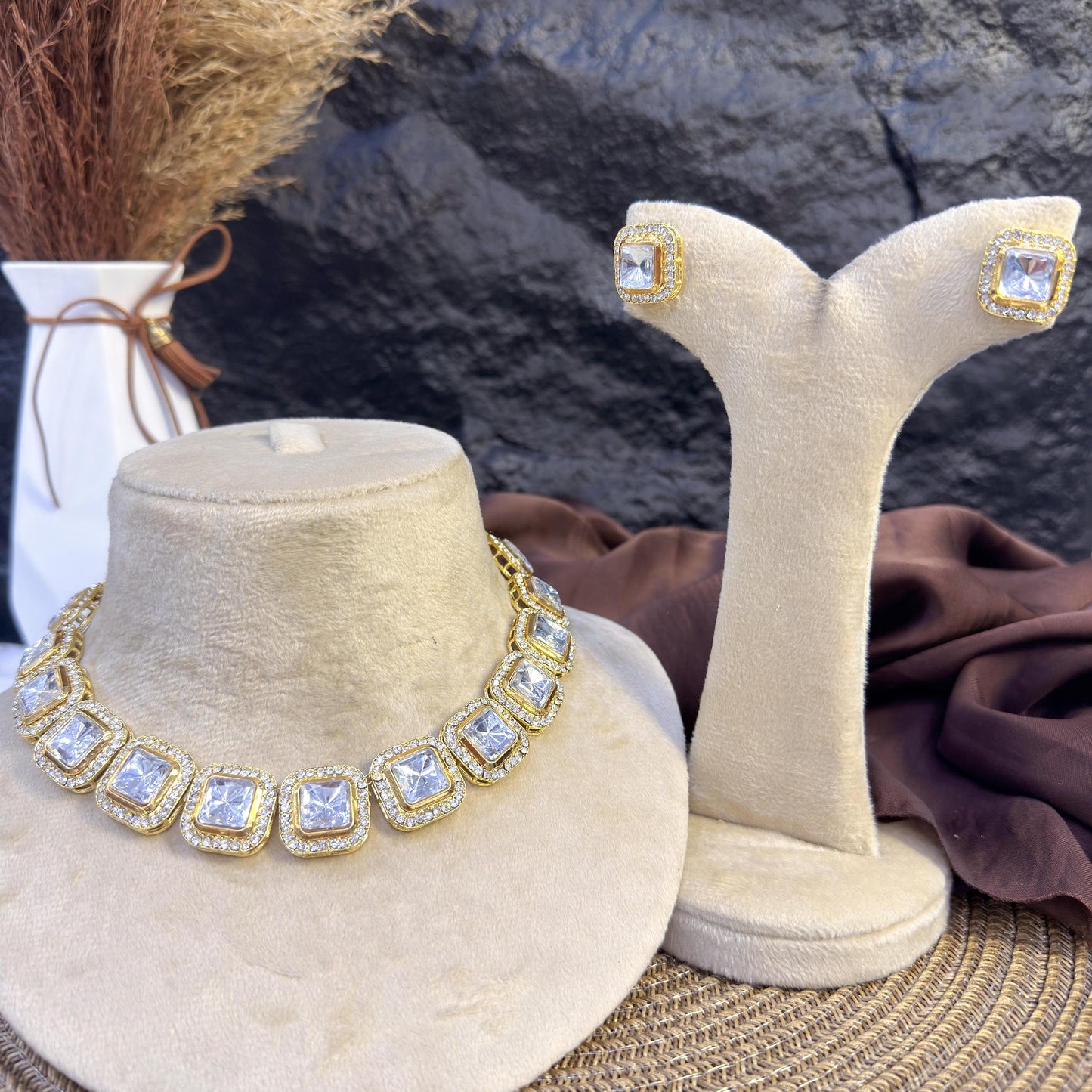 BOTANIC PETAL FRINGE KUNDAN NECKLACES