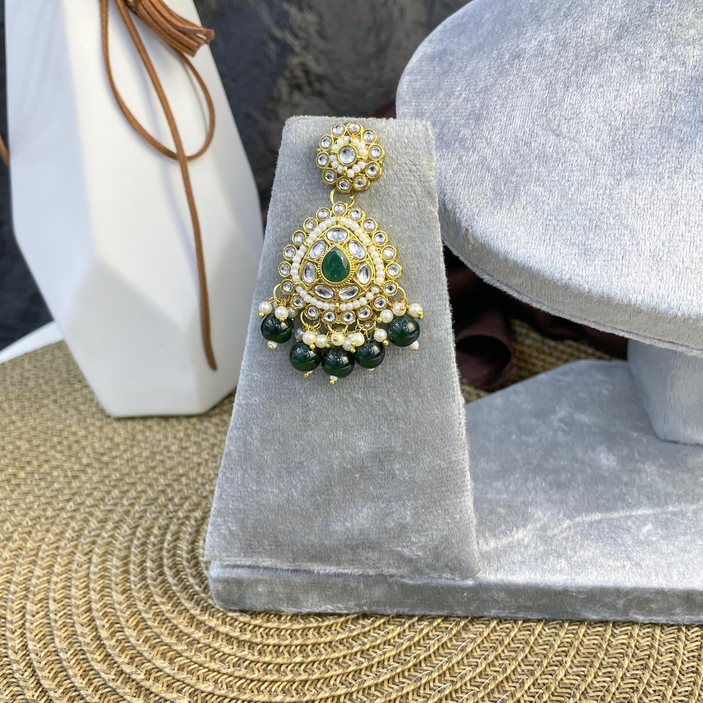 NIZAM PEARL-STRAND MEDALLION KUNDAN NECKLACES