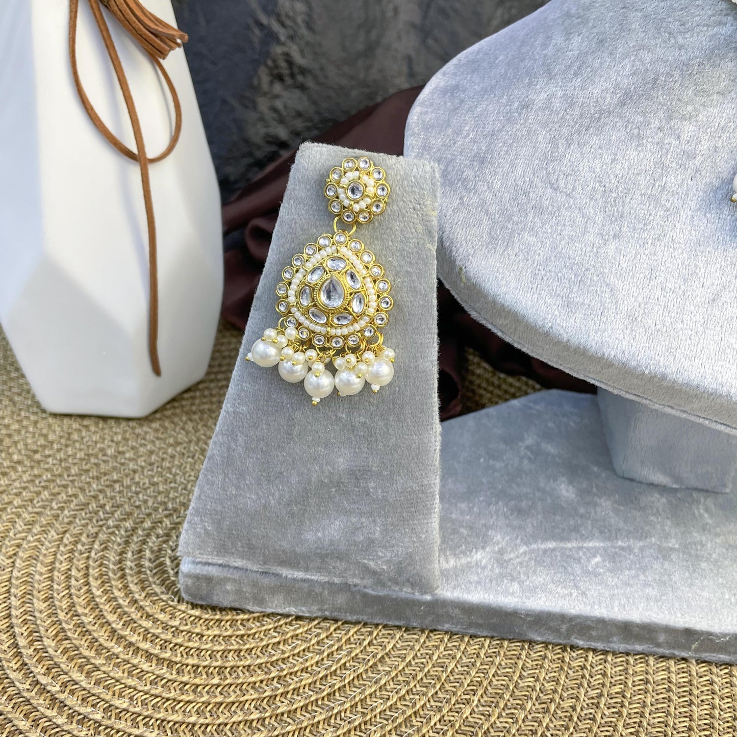 NIZAM PEARL-STRAND MEDALLION KUNDAN NECKLACES